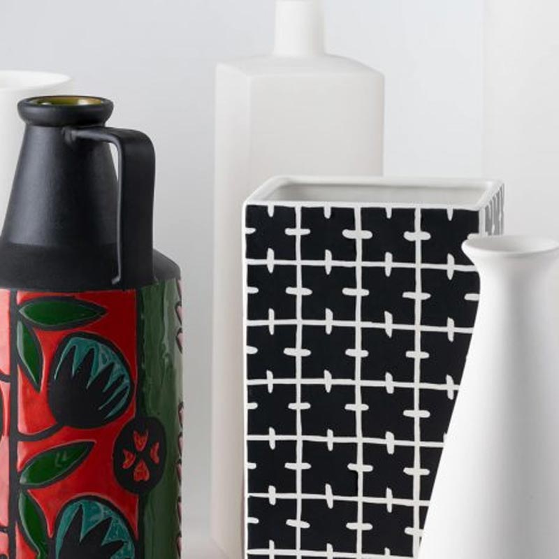 Prima Rectangular Optical Vase (ABA 11) - Matt black on matt white - by Nuoveforme - exclusive