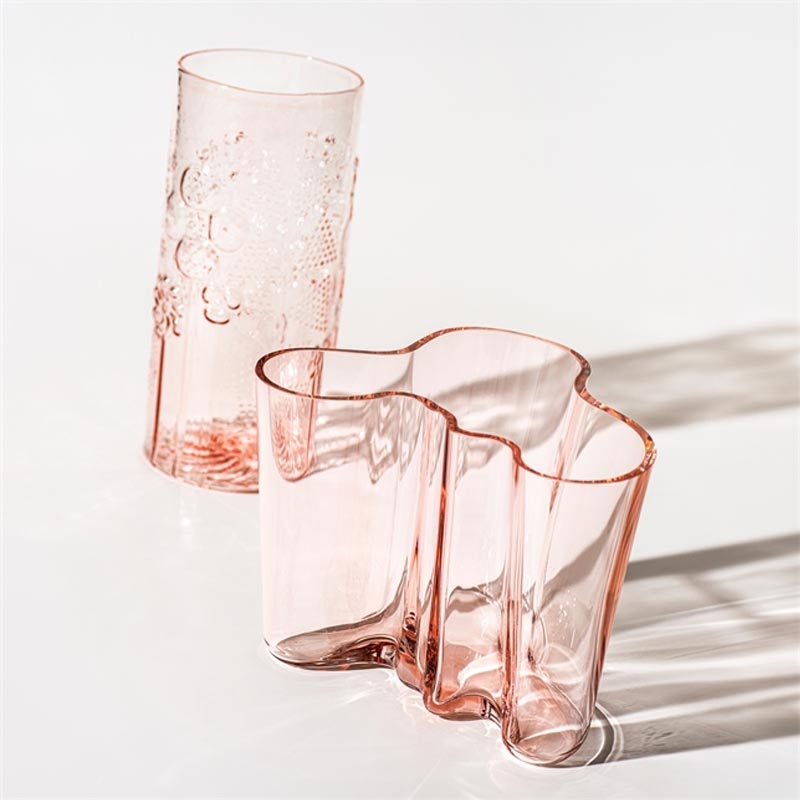 Aalto Vase - 160mm - salmon pink - des. Alvar Aalto, made by Iittala