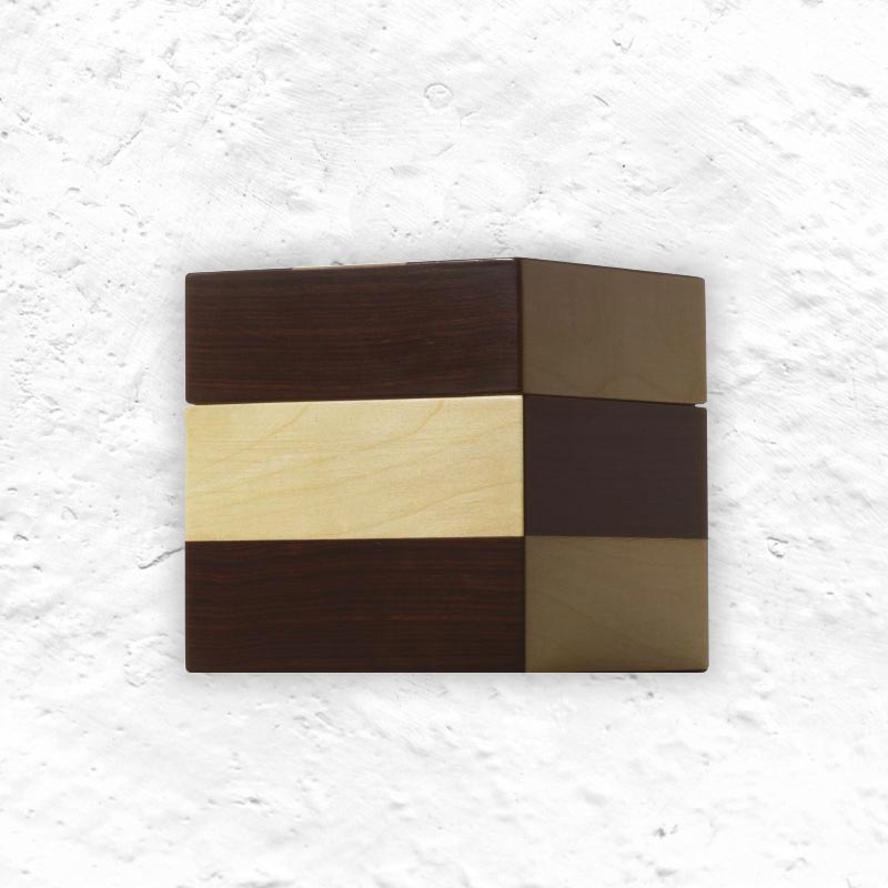 Agate box - Collection Scatole Segrete (Secret Boxes Collection) des. Ettore Sottsass - limited edition of 99 - made by Numa