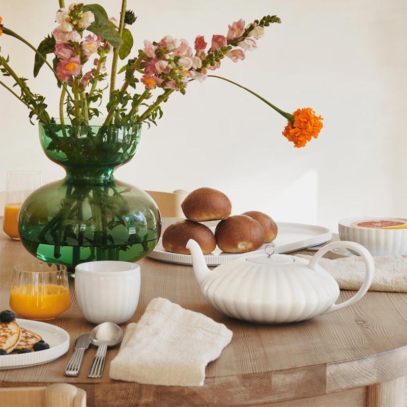 Alfredo Vase - Green glass, 25cm high - by Georg Jensen