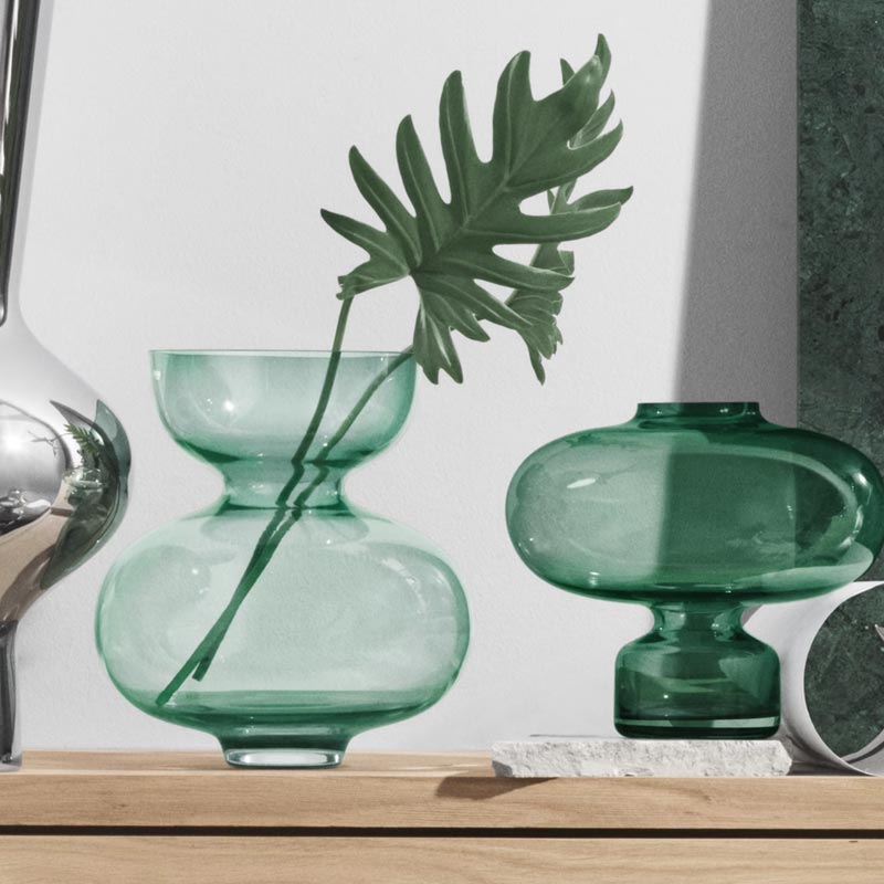 Alfredo Vase - Green glass, 25cm high - by Georg Jensen