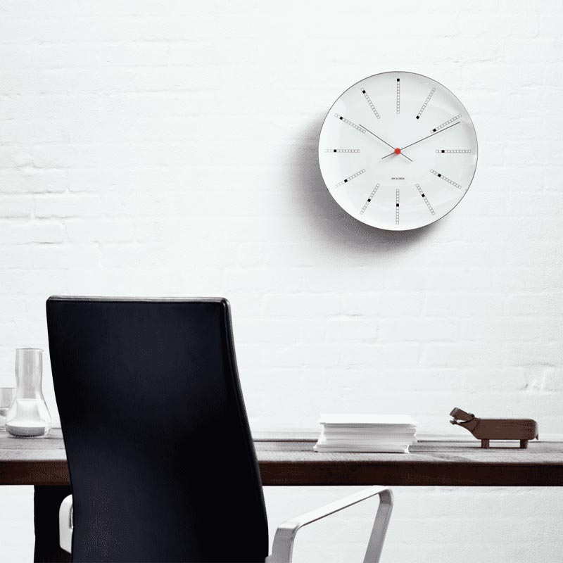 Bankers Wall Clock - 21cm - White / Black / Red - des. Arne Jacobsen