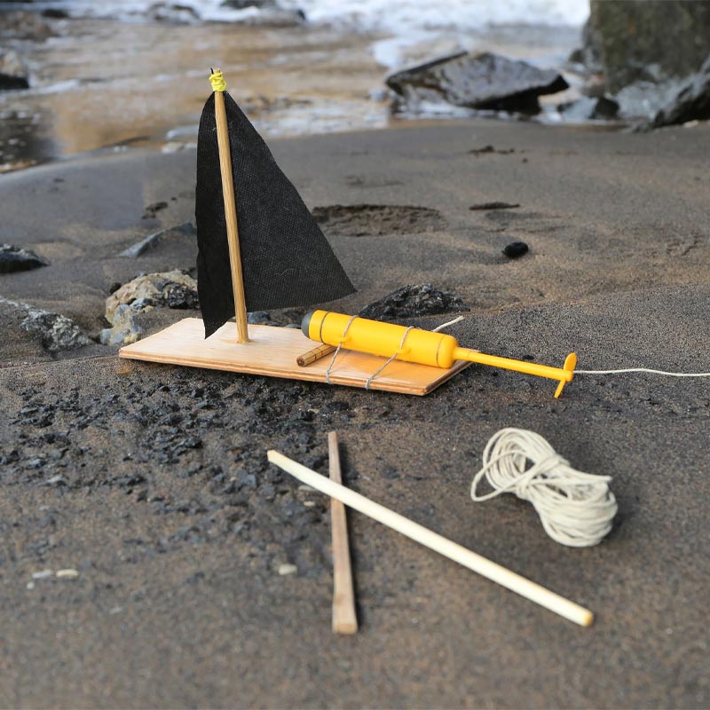 Huckleberry Make Your Own Motor Boat - by Kikkerland