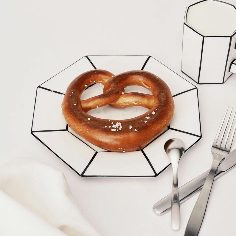 Carte Blanche Dessert Plate, des. Annebet Philips for Serax