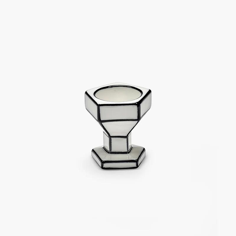 Carte Blanche Egg Cup, des. Annebet Philips for Serax