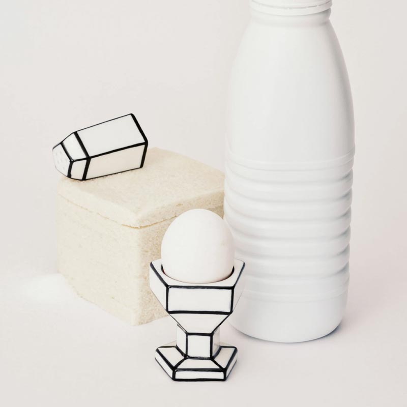 Carte Blanche Egg Cup, des. Annebet Philips for Serax