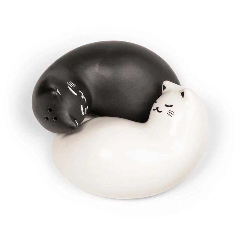 'Purrfect' Salt & Pepper Shakers, des. Mone Misawa for Kikkerland