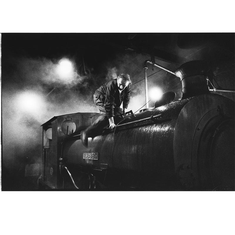 'Elizabeth', The Engine Shed, Esholt Sewage Works - signed framed print, Bradford, 1976 by Ian Beesley