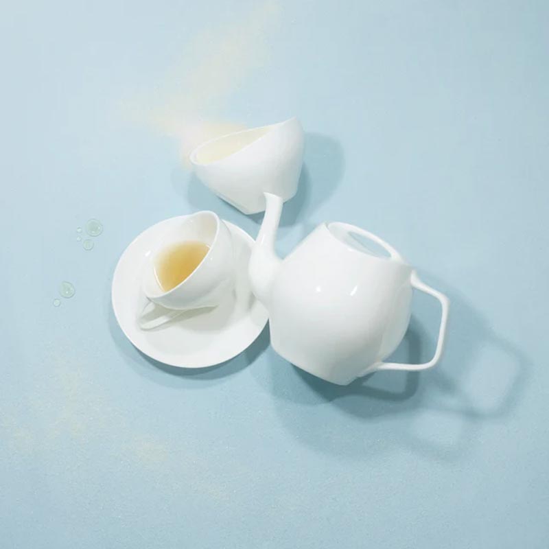 Essence teapot des. Finn Juhl, 1952 - produced by Architectmade
