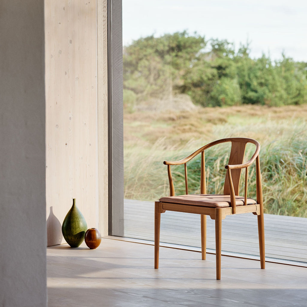 China Chair - 80th anniversary numbered edition of 80 chairs - des. Hans J. Wegner, 1944, made by Fritz Hansen