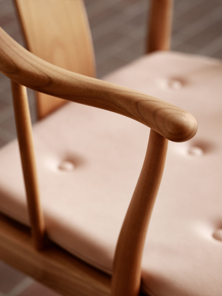 China Chair - 80th anniversary numbered edition of 80 chairs - des. Hans J. Wegner, 1944, made by Fritz Hansen