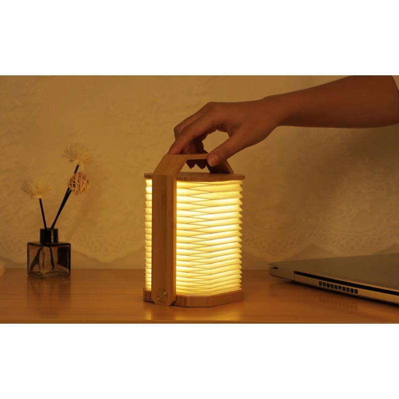 Smart Origami Lamp - Bamboo - des. Paul and Natalie Sun