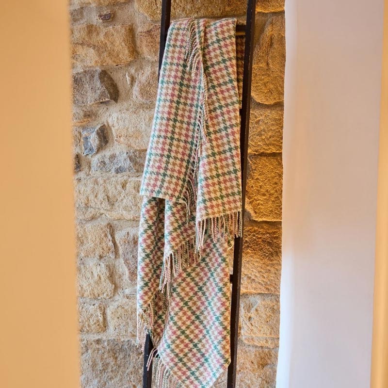 Pure New Wool Throw - Houndstooth Coastland - by Tweedmill