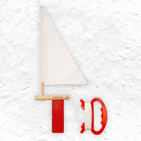 Huckleberry Make Your Own Sailboat by Kikkerland