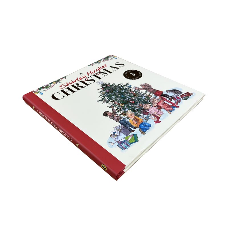 A Shirley Hughes Christmas: A festive treasury of three favourite stories (Hardback)