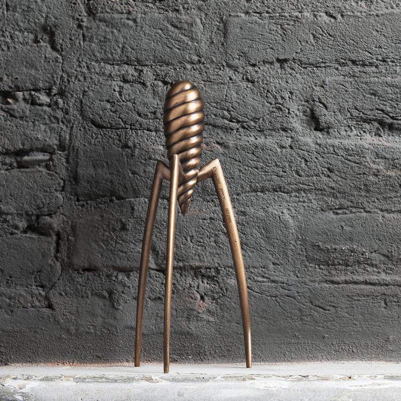 Juicy Salif Studio No.3 - limited edition of 999 des. Phillipe Stark , 1990 (made by Alessi)