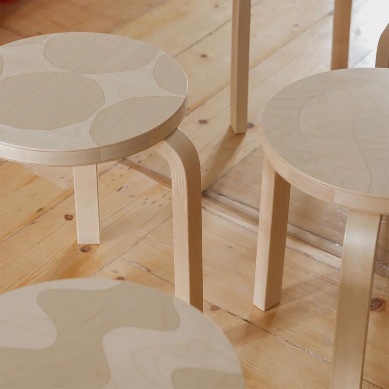 Stool 60 - Lokki - des. Alvar Aalto 1933, Pattern des. Maija Isola, made by Artek + Marimekko