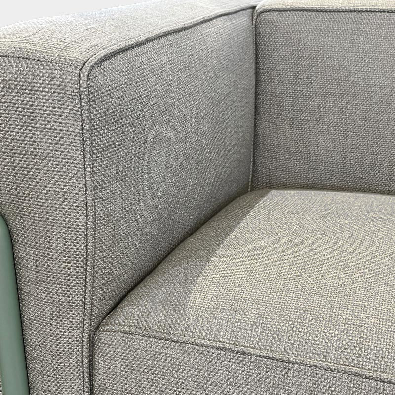 LC3 - 3 Fauteuil Grand Comfort Armchair - Eremo Pe - des. Le Corbusier, Pierre Jeanneret & Charlotte Perriand, (1965) - by Cassina