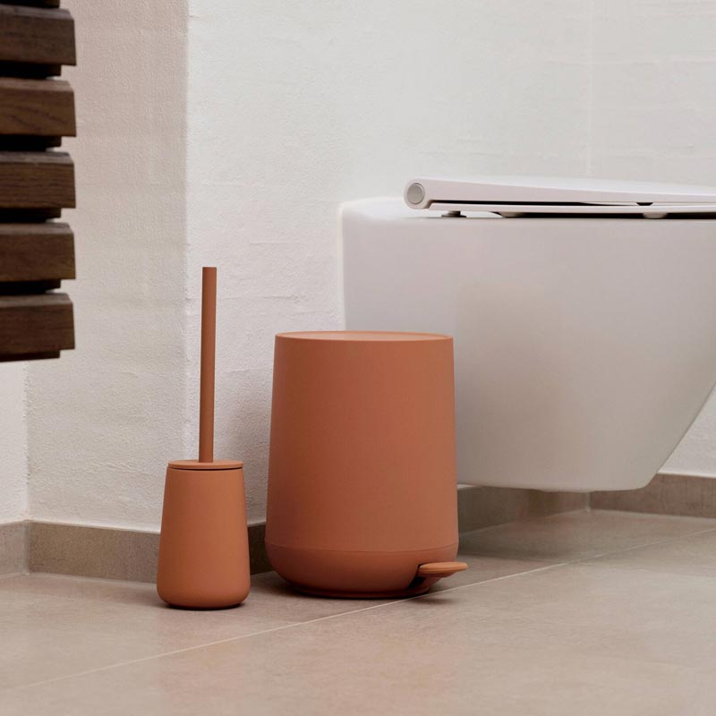 Nova One toilet brush - Mandarin - des. Thomas Dudzinski for Zone Denmark
