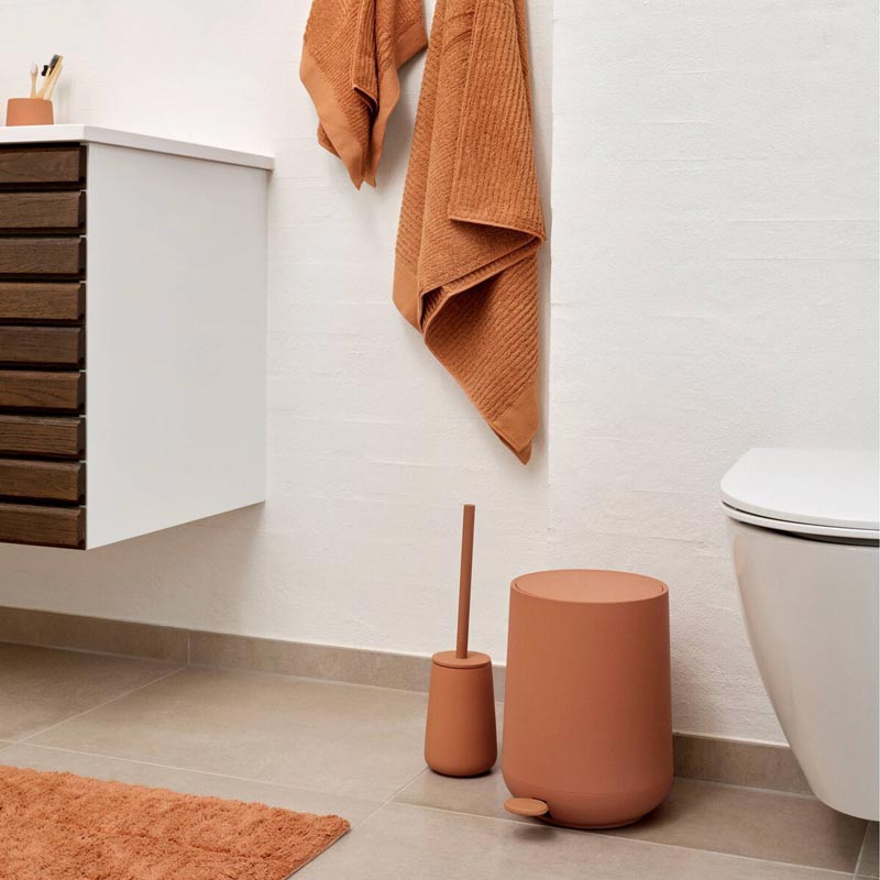 Nova One toilet brush - Mandarin - des. Thomas Dudzinski for Zone Denmark