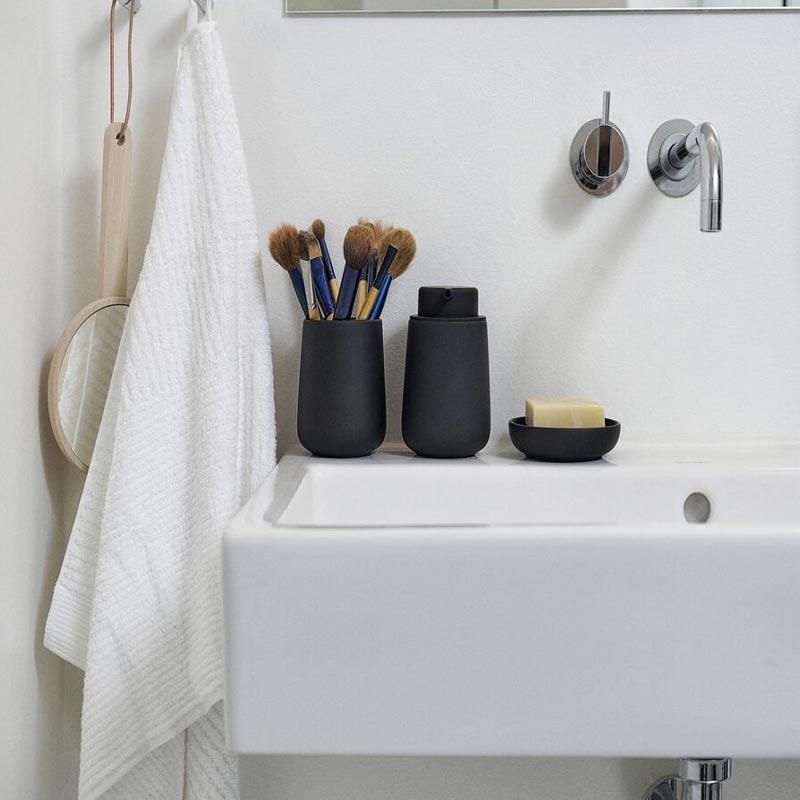 Nova One Toothbrush Mug, Black