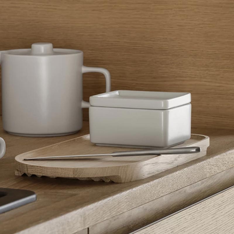 PILAR Jug - 1000ml - Moonbeam - des. Nina Thöming for blomus