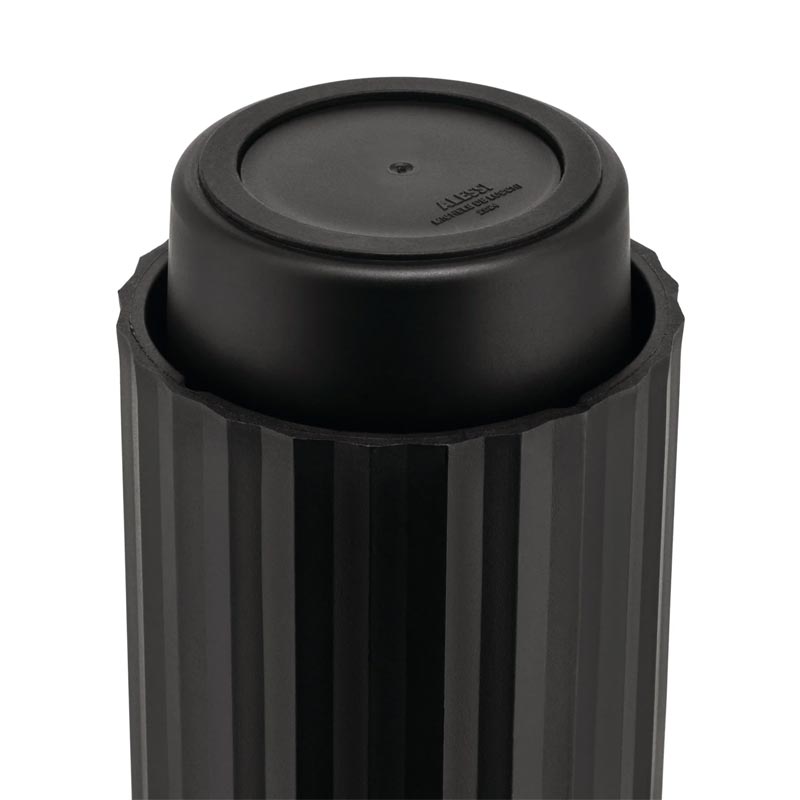 Plisse Coffee Capsule Crusher - Black - des. Michele de Lucchi for Alessi