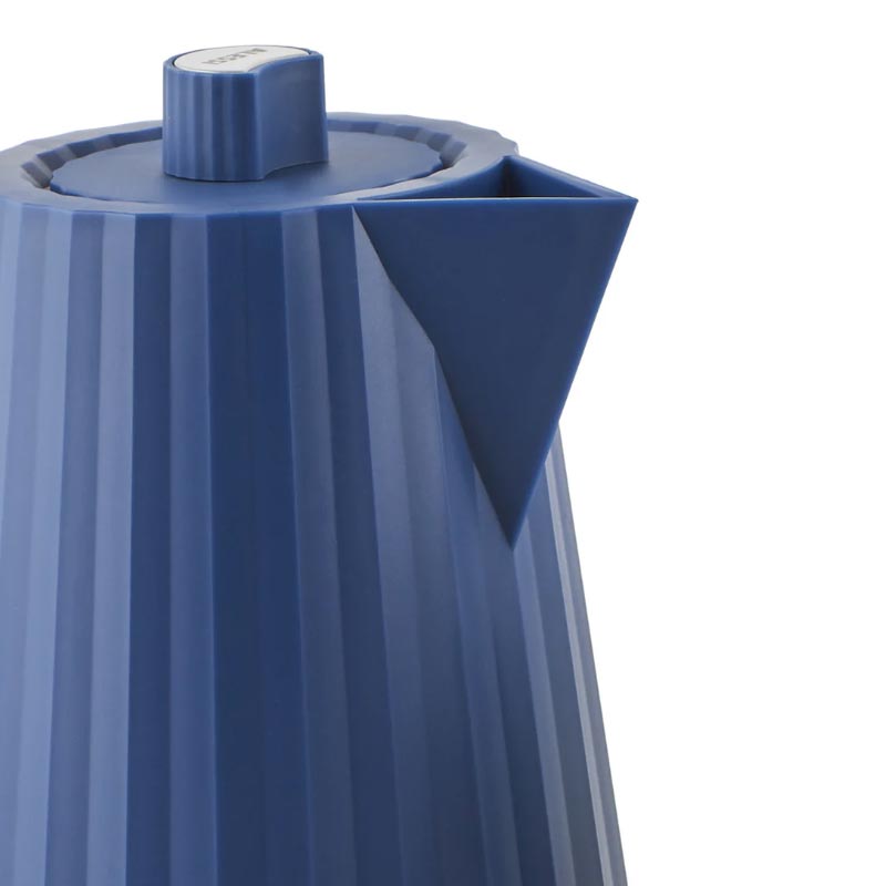 Plissé Electric Kettle - Blue - des. Michele De Lucchi for Alessi