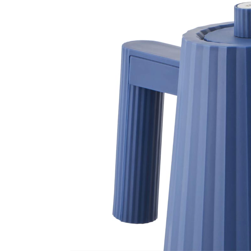 Plissé Electric Kettle - Blue - des. Michele De Lucchi for Alessi
