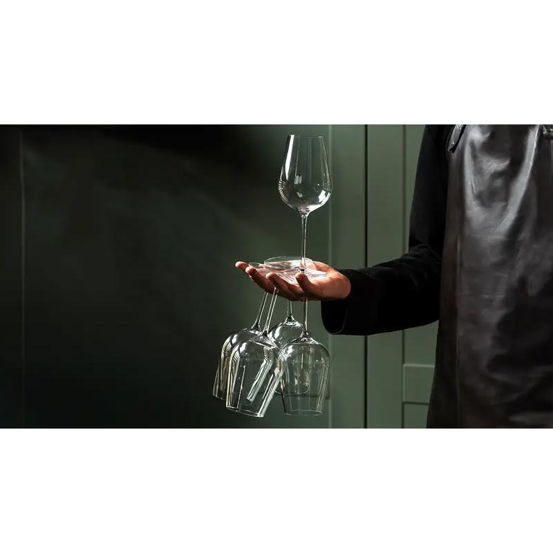 Precision Wine Glasses - Set of 2, by Richard Brendon and Jancis Robinson