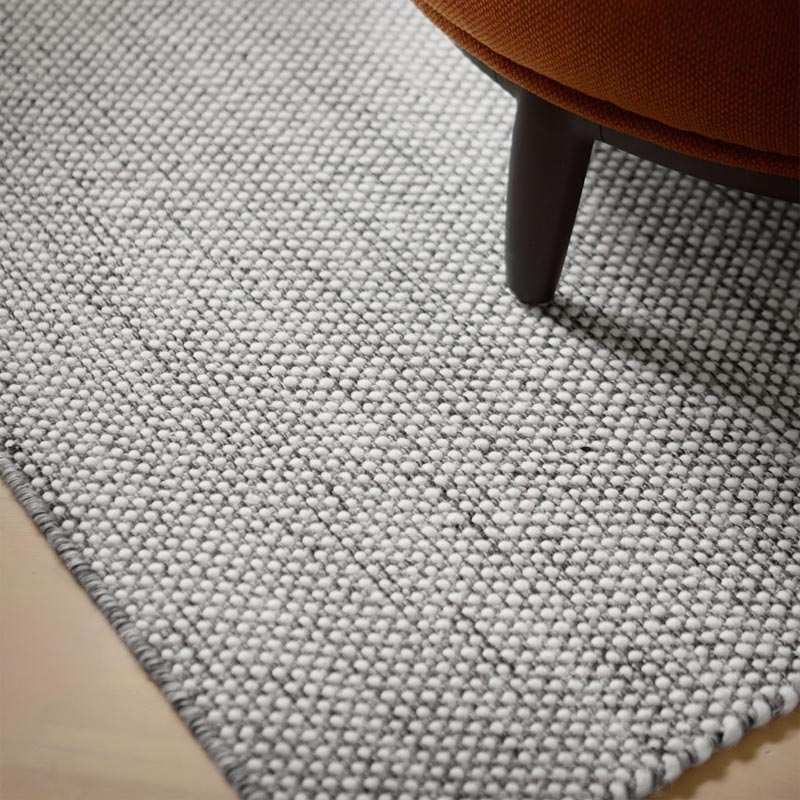 Rolf Hand Woven Rug - Off white / charcoal - 170 x 240 cm - des. Jens Landberg Schrøder for Fabula Living