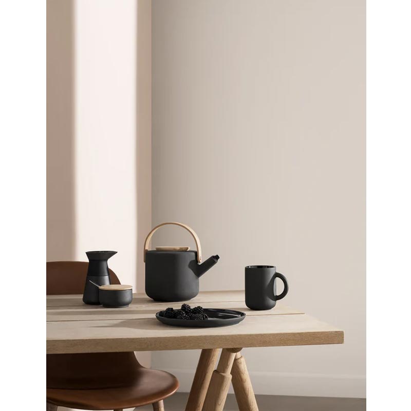 Theo Teapot des. Francis Cayouette for Stelton