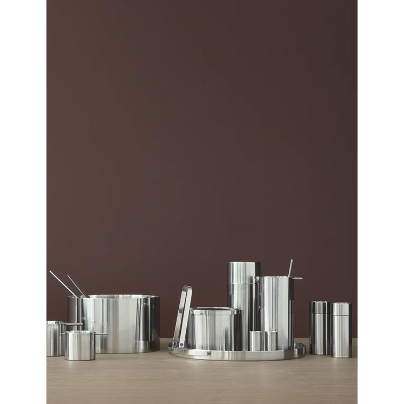 Cylinda Line Pepper Mill des. Arne Jacobsen for Stelton
