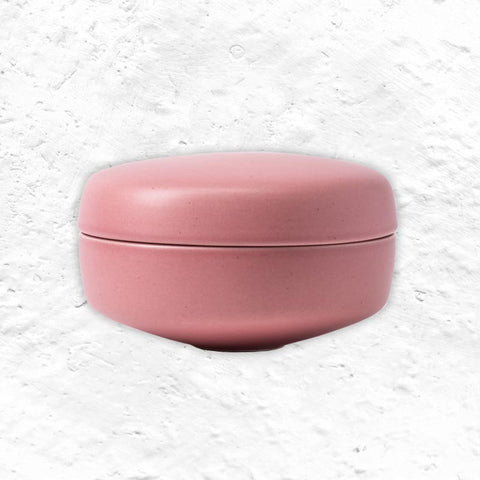 Handmade Old Rose Small Bowl with Lid (Bon 02 Bonbonniere) des. Alev Ebüzziya Siesbye, for raawii 2020