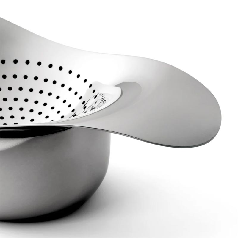 Drift tea strainer & bowl by Robert Welch