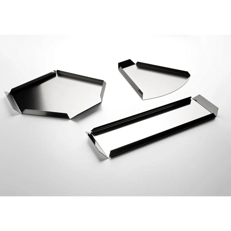 Un Attimo Prima triangular tray des. Konstantin Grcic for Serafino Zani