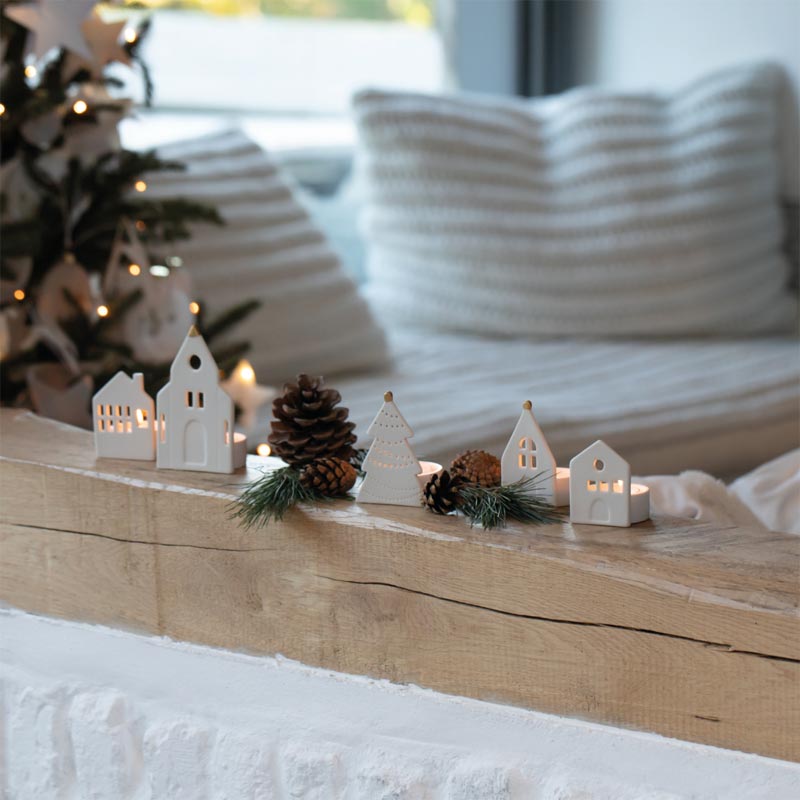 Tea Light House - Village House - by Räder