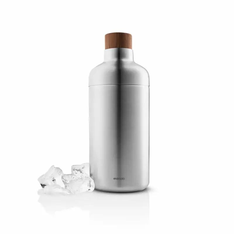 Liquid Lounge - Cocktail Shaker