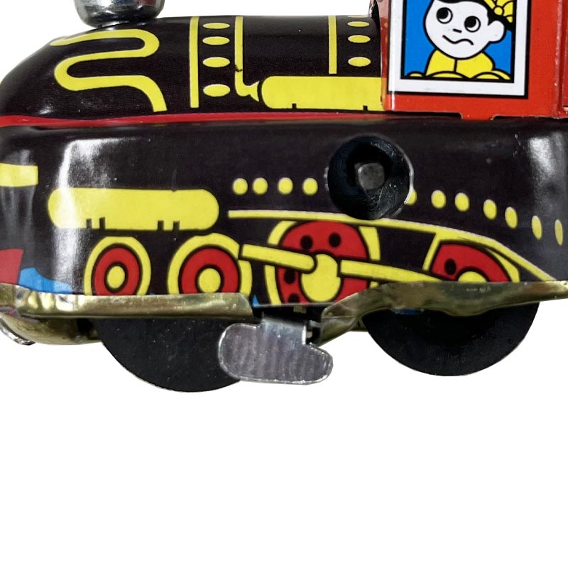 Wind up magic cross road train