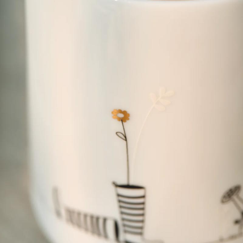 Porcelain mug - garden, by Räder
