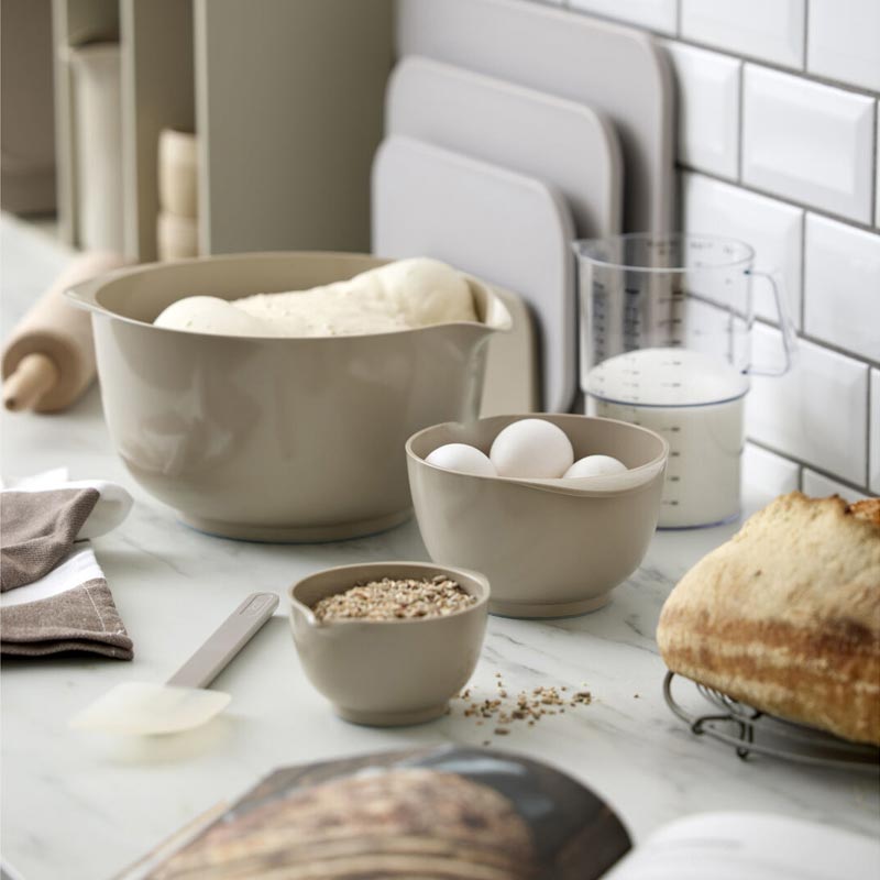 1.5L Margrethe bowl - Humus - by Rosti