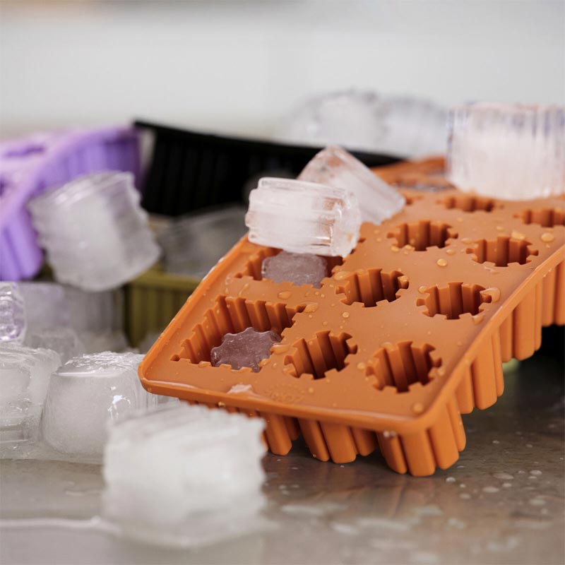 Singles Ice Cube Tray - Apricot - by Zone Denmark