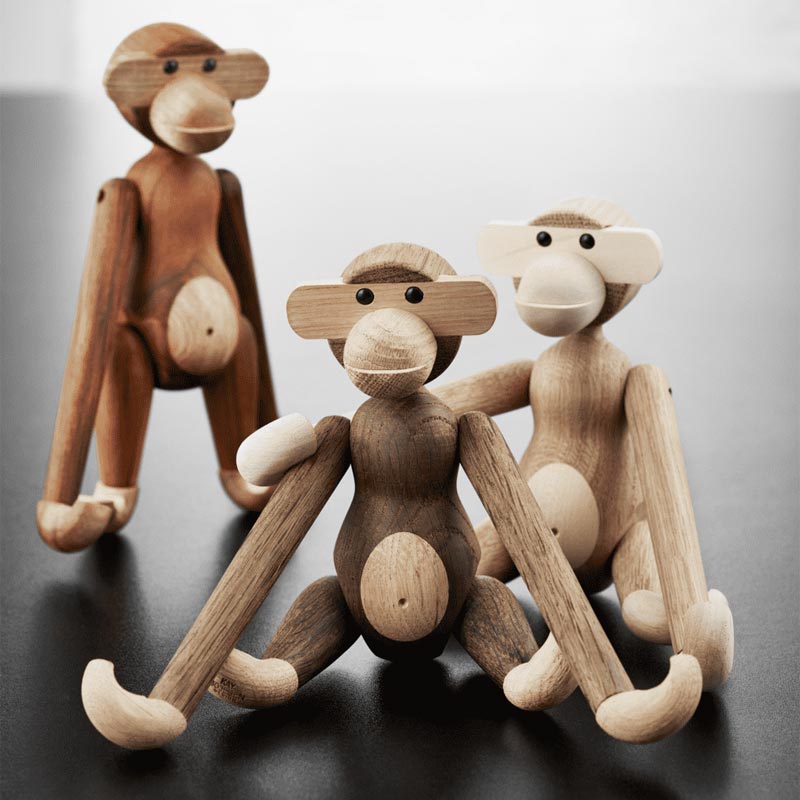 Monkey - Small - Oak/Smoked Oak (des. Kay Bojesen, 1951)