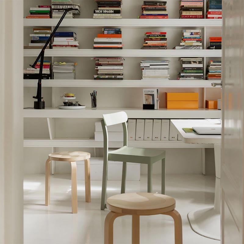 Stool 60 - Seireeni - des. Alvar Aalto 1933, Pattern des. Maija Isola 1964, made by Artek + Marimekko