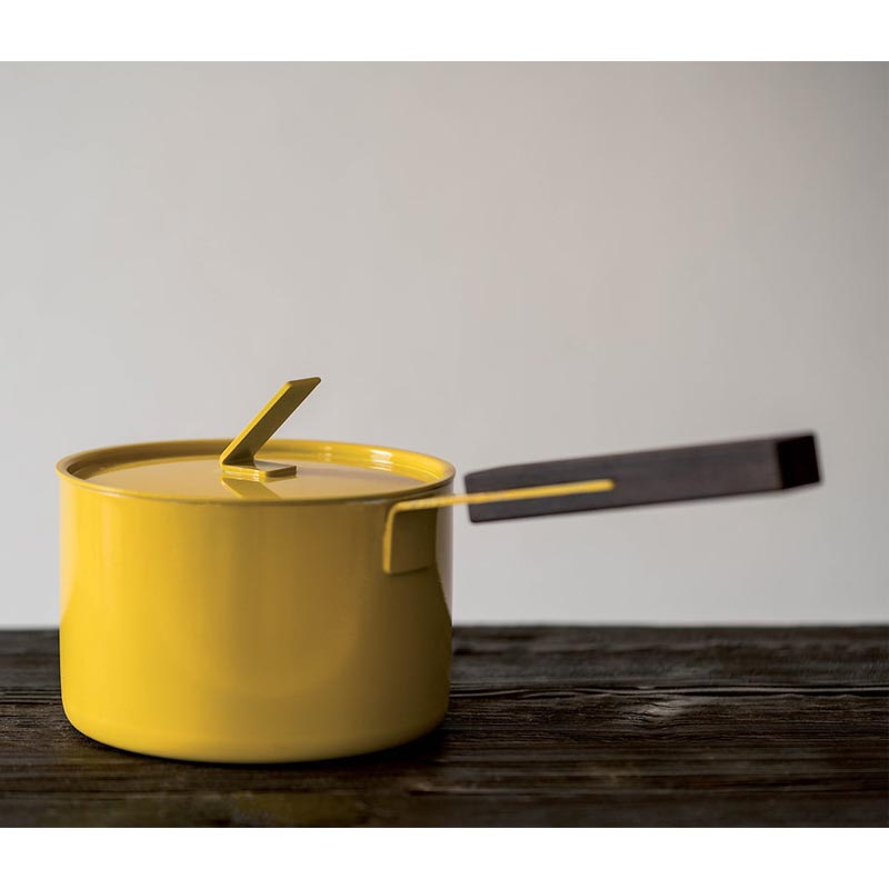 Yellow saucepan, 16cm, des. Lara Caffi for knIndustrie