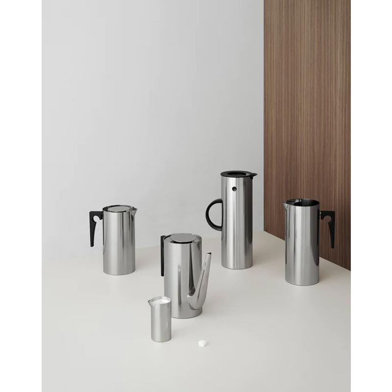 Cylinda-Line Creamer des. Arne Jacobsen for Stelton, 1967