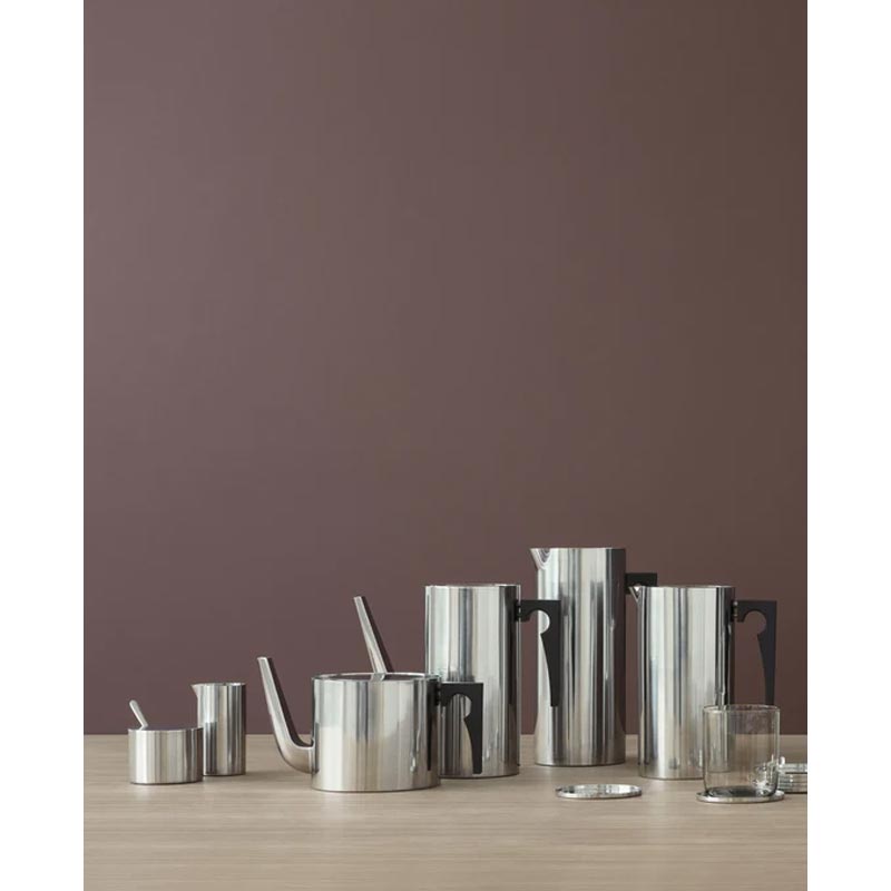 Cylinda-Line Creamer des. Arne Jacobsen for Stelton, 1967