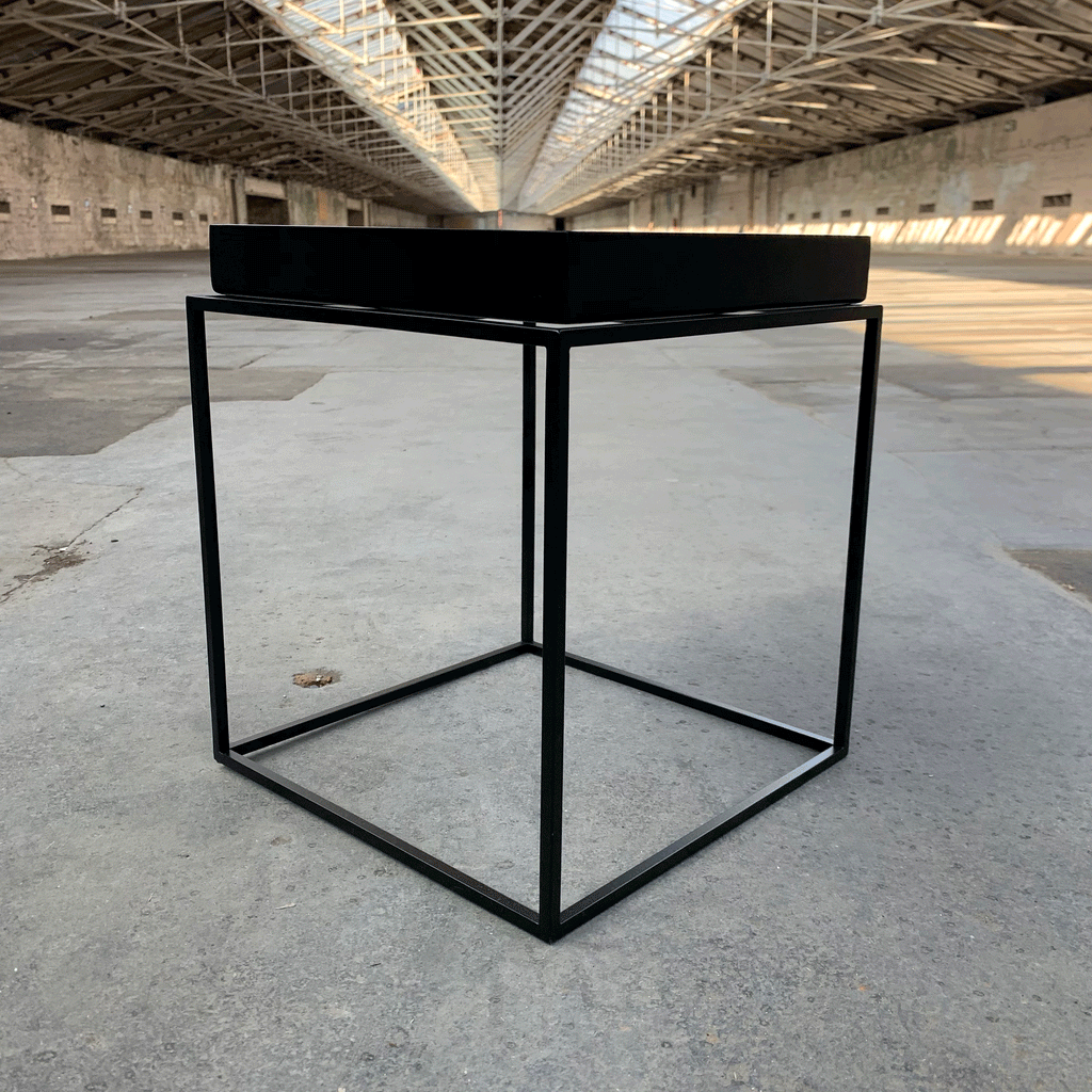 Metal Tray Table - low (made by Hay)