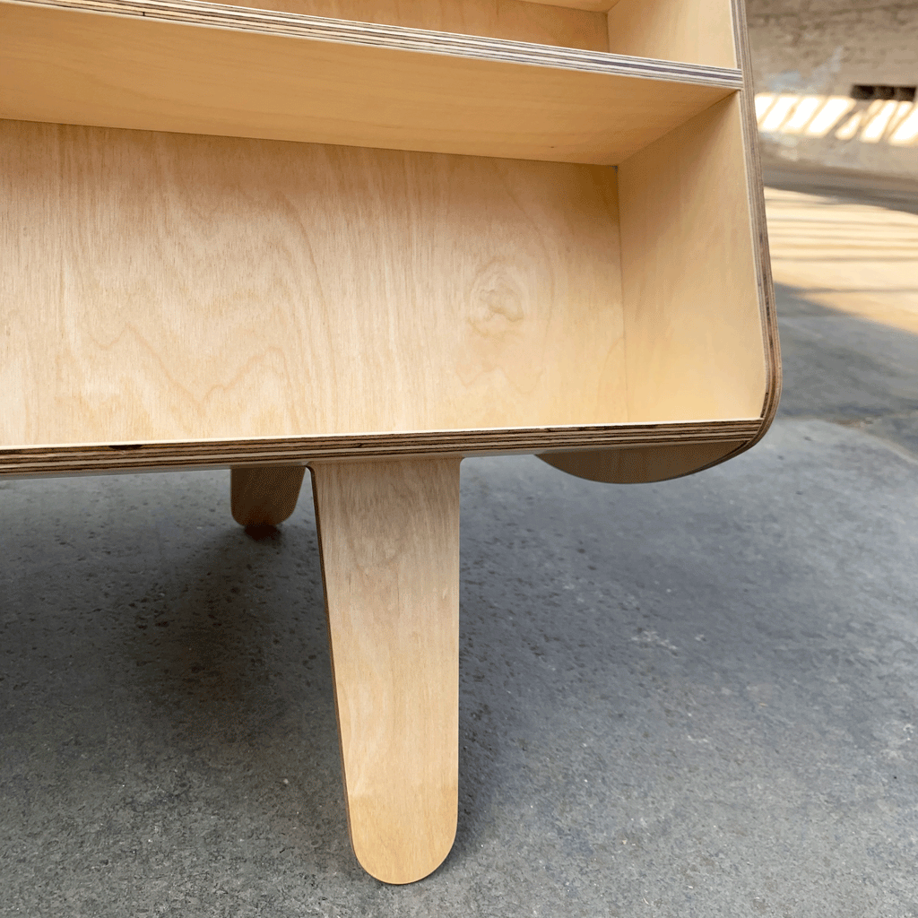 Penguin Donkey des Egon Riss, 1939 for Isokon (made by Isokon+)