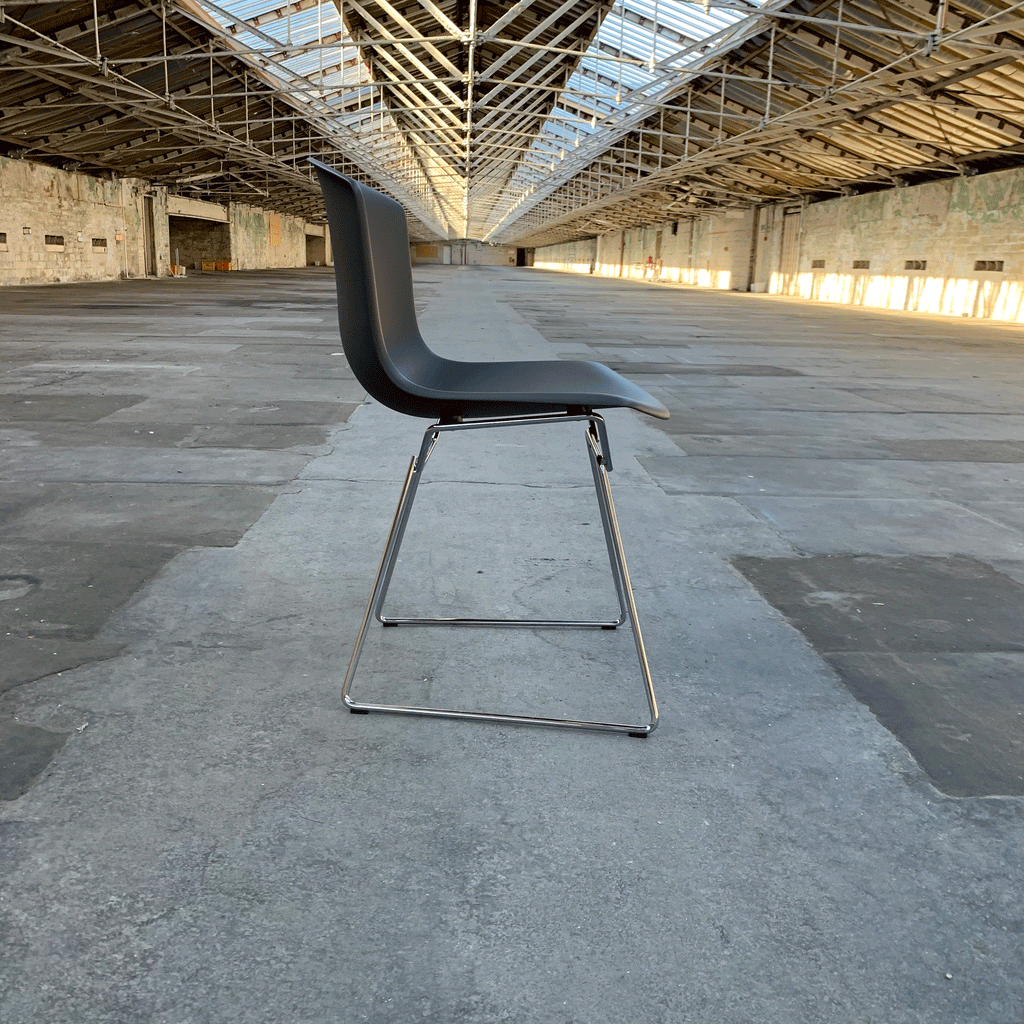 Bertoia Plastic Side Chair des. Harry Bertoia, 1956 - grey shell / chrome base (made by Knoll)